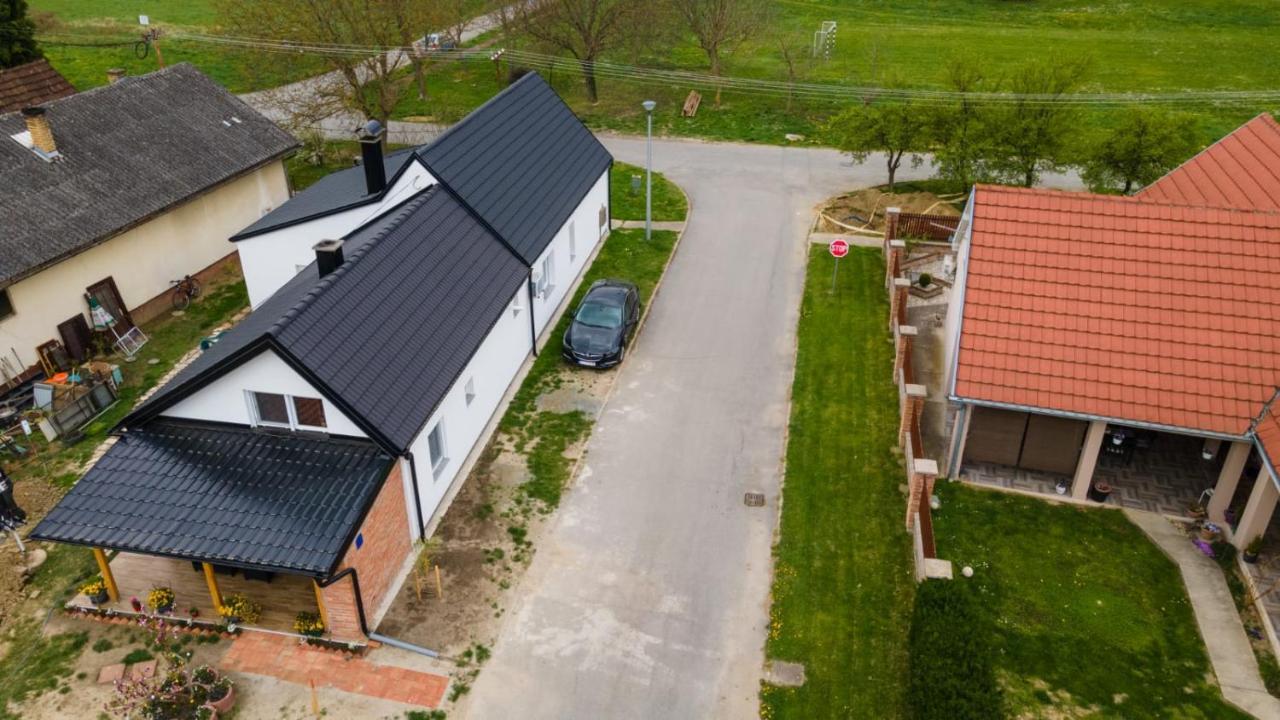 Apartman Tea Valpó Kültér fotó