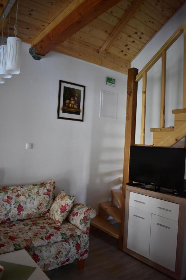 Apartman Tea Valpó Kültér fotó