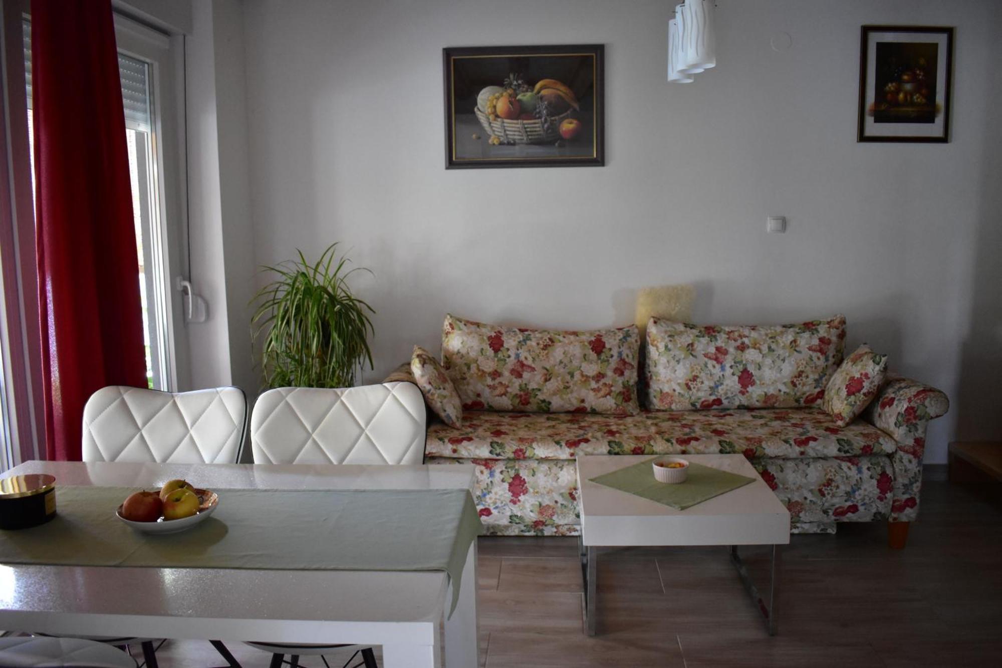 Apartman Tea Valpó Kültér fotó